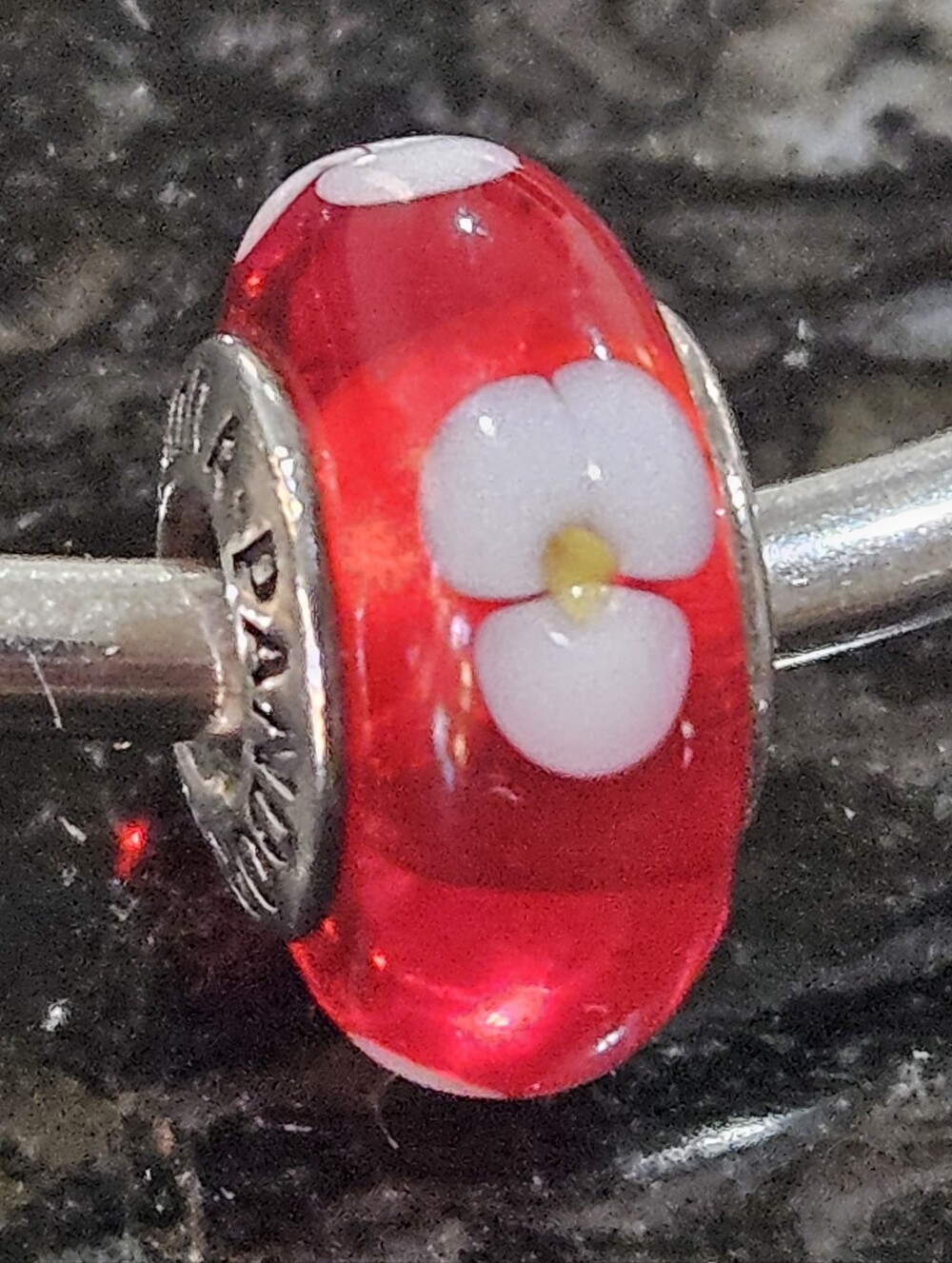 PANDORA Flowers Fot You Red Murano Glass Bead No. 790622